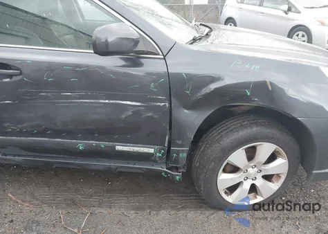 2010 Subaru Outback 2.5I Limited z USA, uszkodzony, nr VIN 4S4BRBKC5A3338541